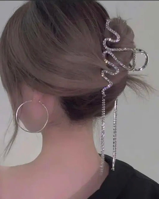 TrinkLet 1pc Versatile Stylish Rhinestone Wavy Tassel Hair Claw Clip for women and girls